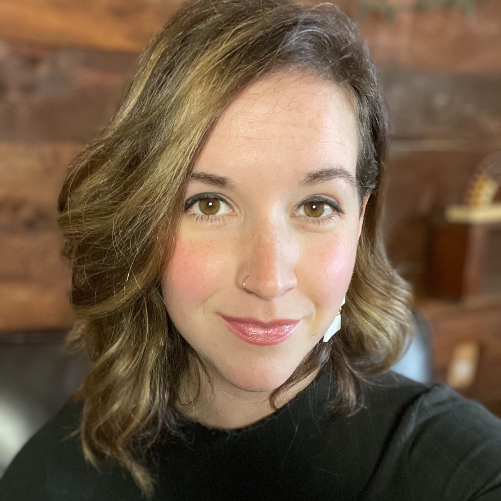Meet your Posher, Joelle
